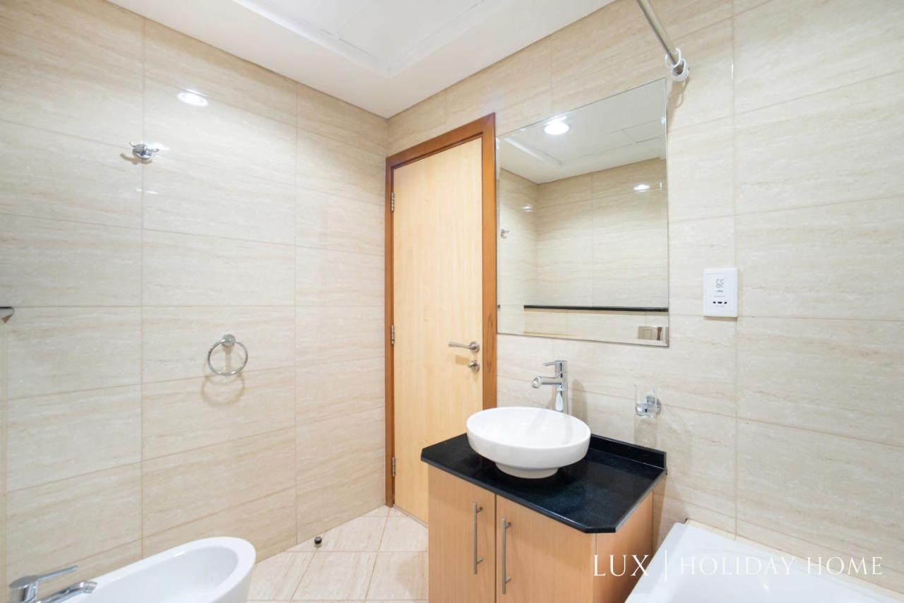 Lux The Marina Ocean View Suite 1 Дубай Екстериор снимка
